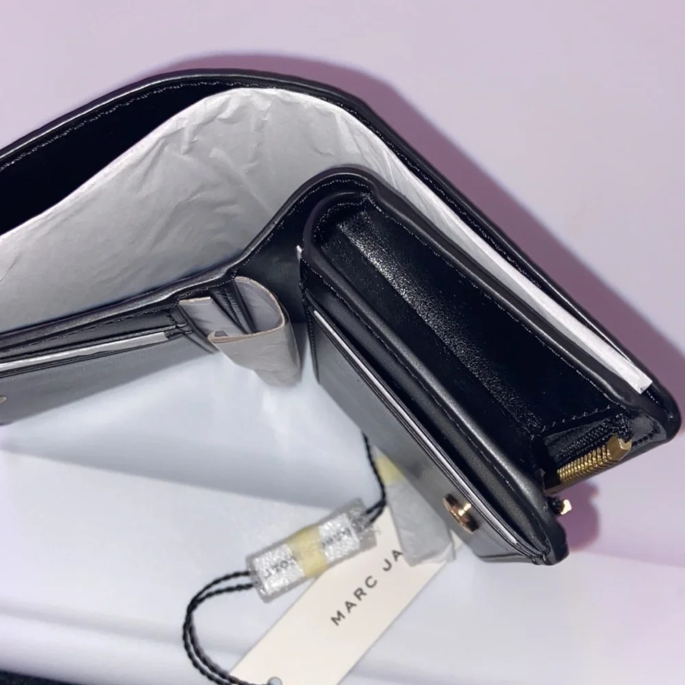 Marc Jacobs Logo Compact Wallet Black Multi - Picture 7 of 9